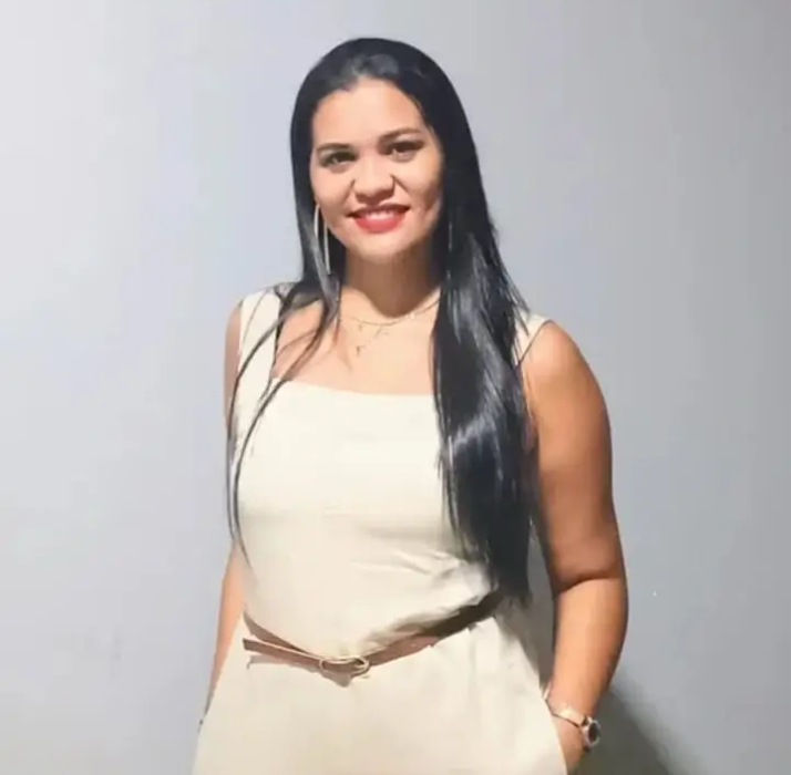 Claudivania Cardoso